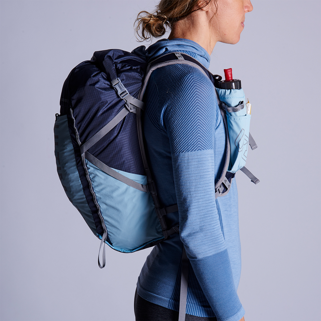 Ultimate Direction FastpackHER 20 Women's Running Backpack